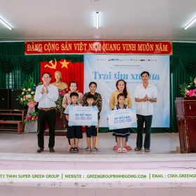 trao nhung suat hoc bong