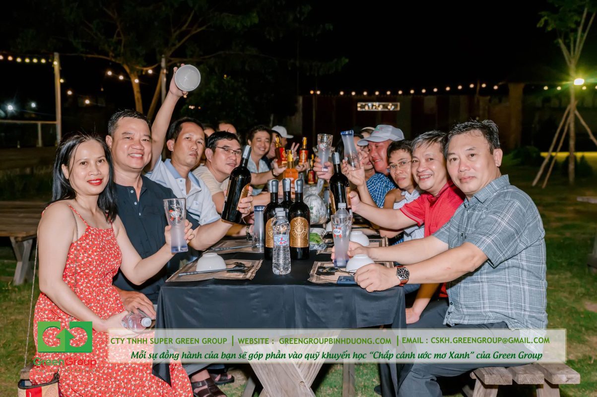 an uong trong tiec gala dinner