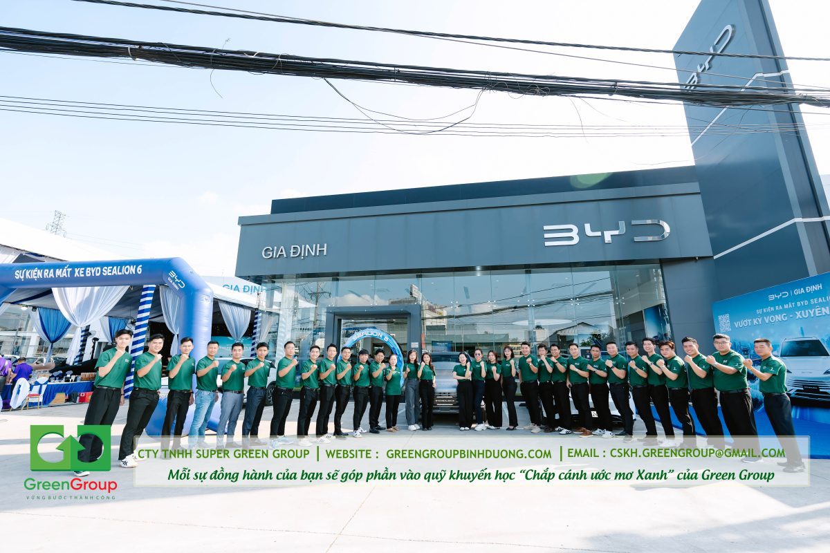 nhân viên xe điện byd