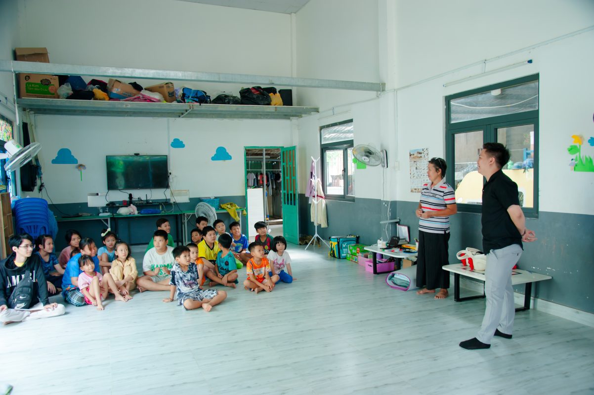 mai am co mai binh duong